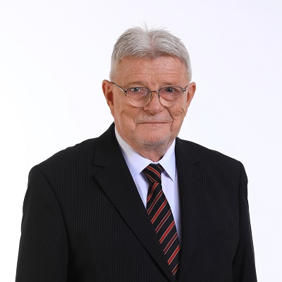 Dr. Gyenes Géza