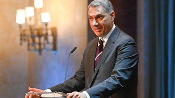 A Jobbik elutasítja Lázár János és a kormány "mini-Dubaj"-tervét