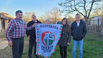 Fegyverneken újraalakult a Jobbik